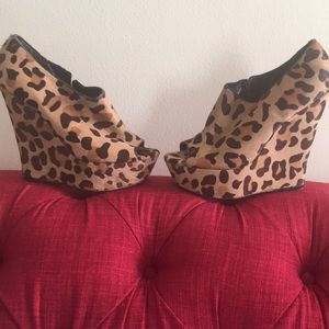 Steve Madden Platform